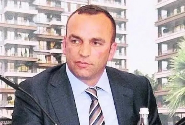 İmamoğlu'nun gizli kasasıydı... Sıvacı Adem kibrit devinin arsasına çöktü!
